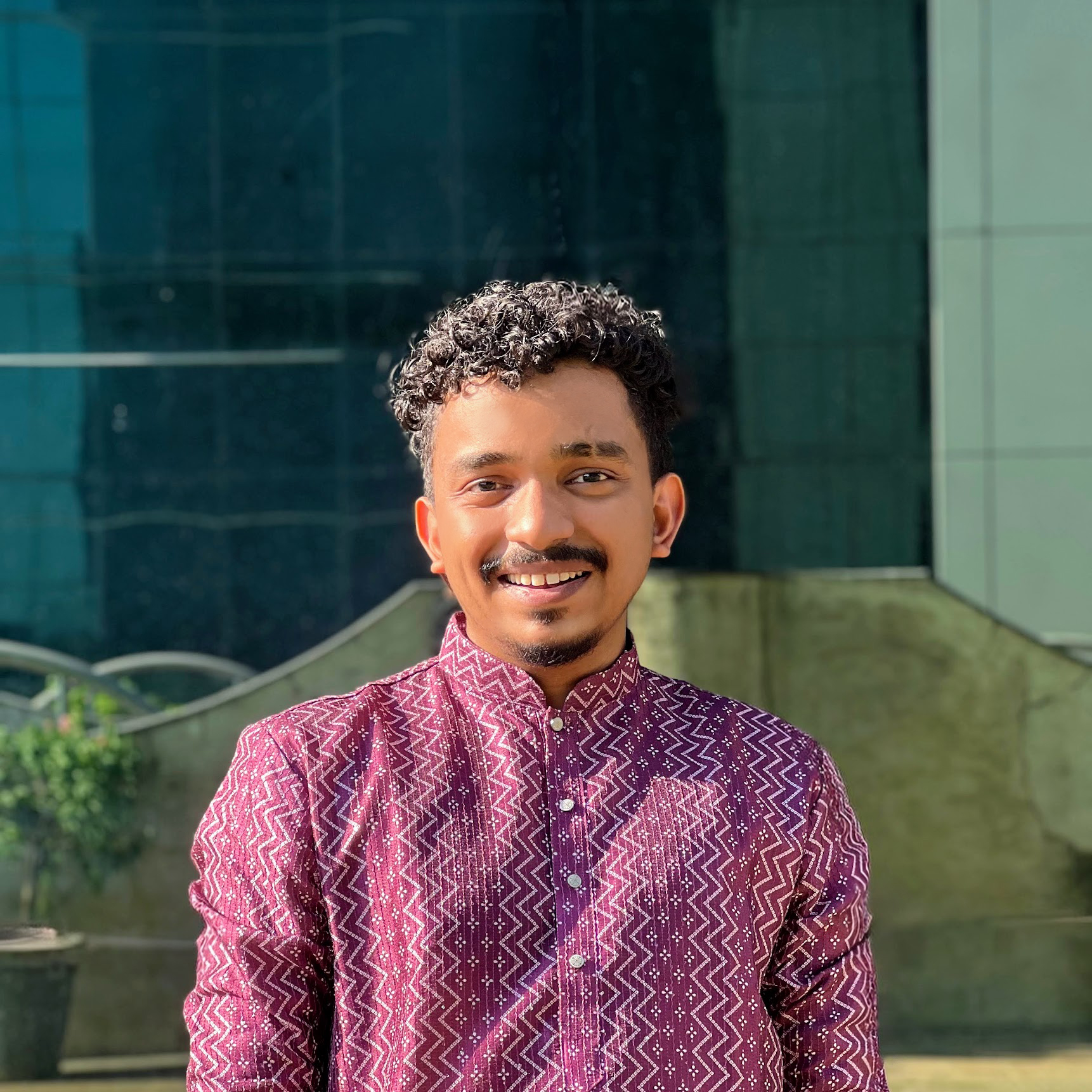 Jayesh Patil, Founder of VelossaLabs – Creative Tech Agency in India